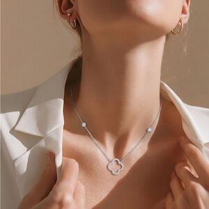 Elegant Silver Clover Necklace